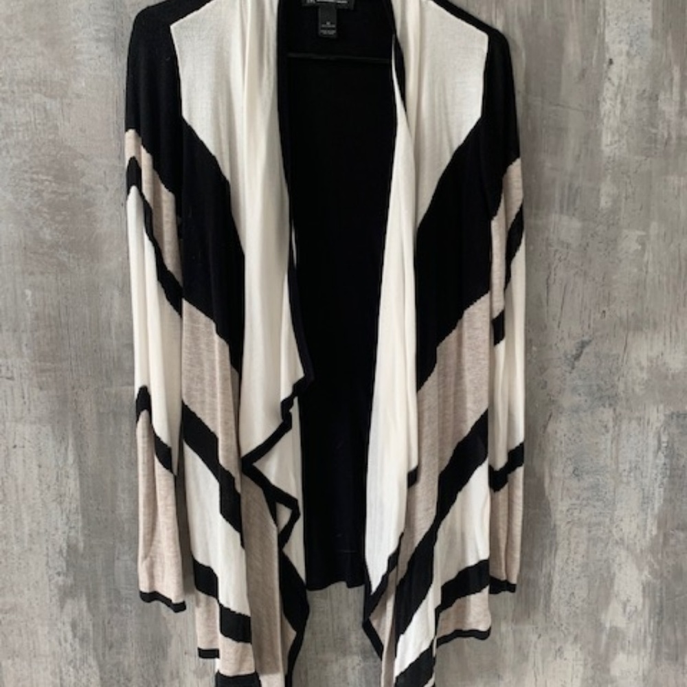 INC sz Med Cardigan/Shawl   Black,Tan, White